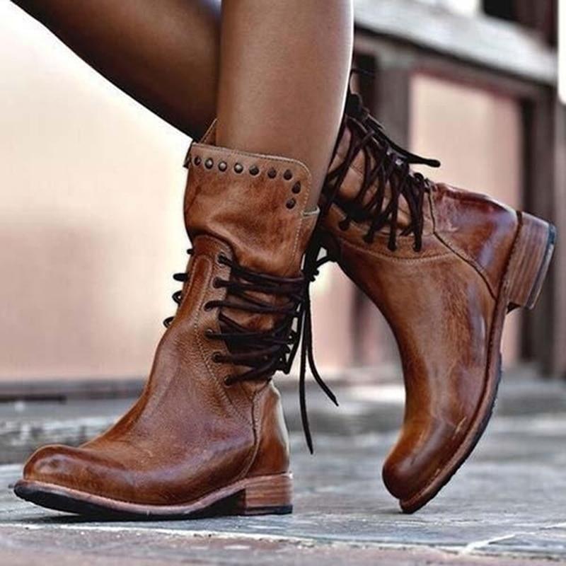 Botas con Cordones