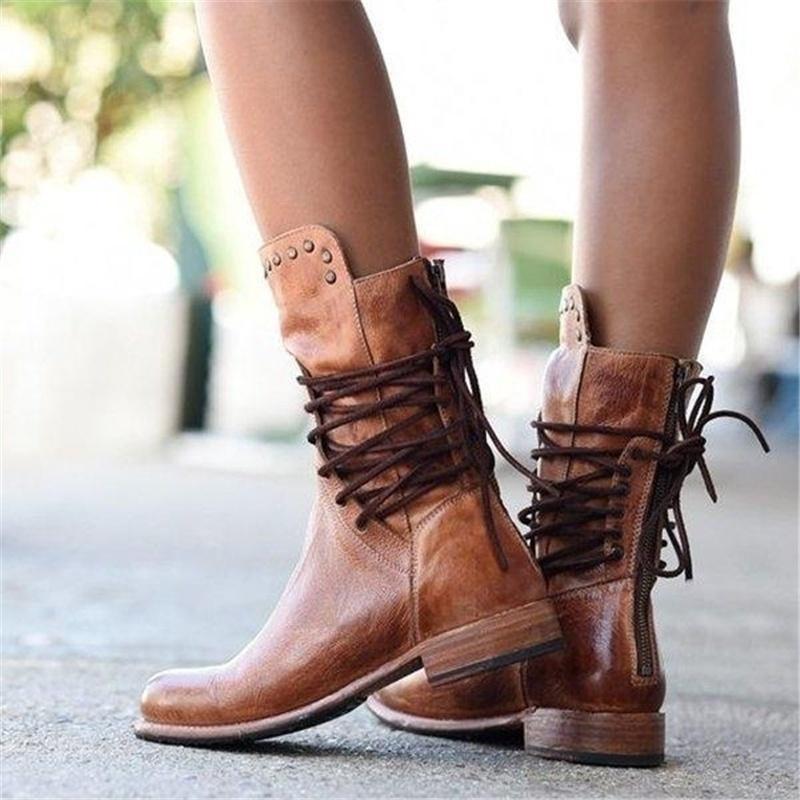 Botas con Cordones