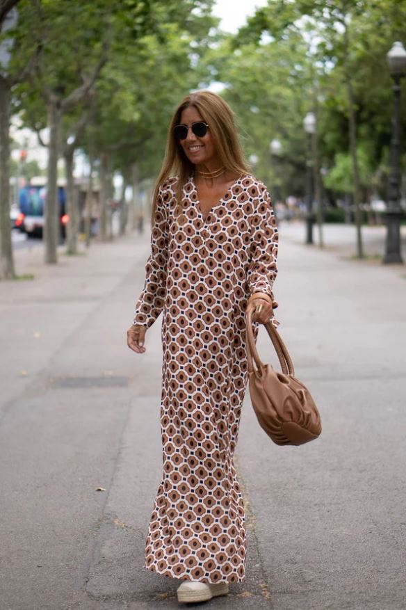 Bellevo | Vestido Elegante con Estampado Marrón