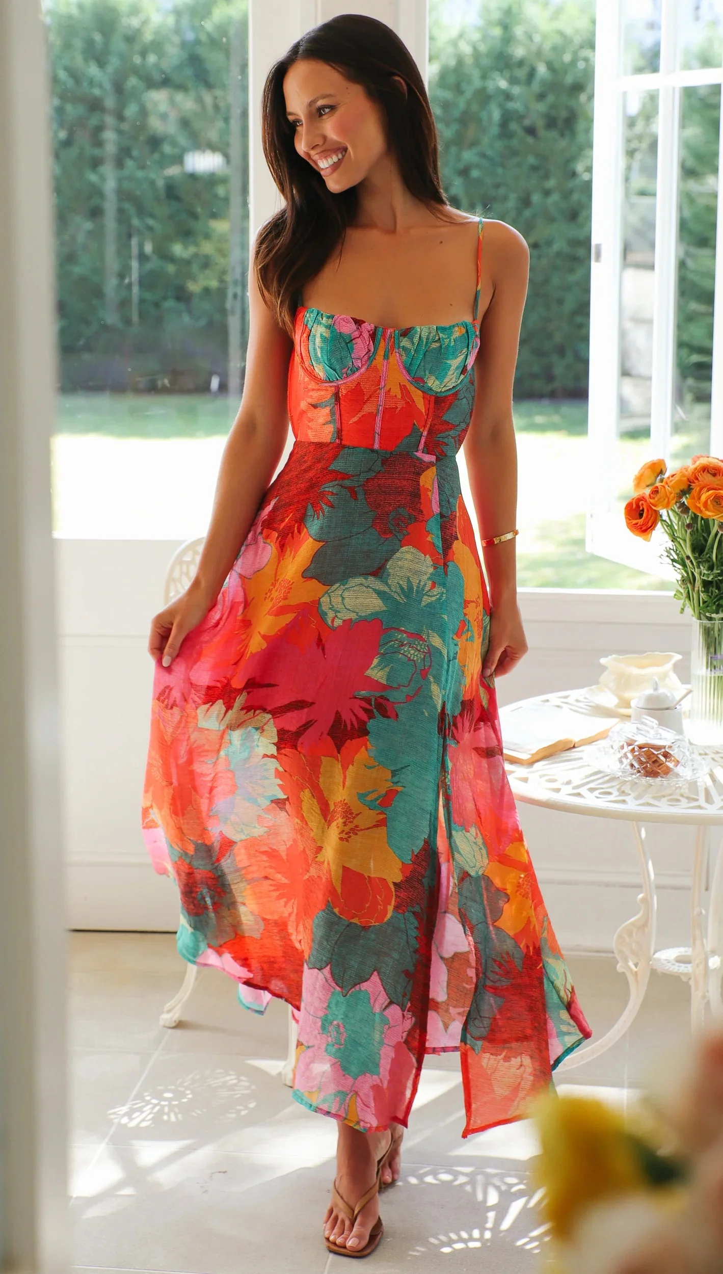 Vestido largo ELEONOR de verano para mujer con estampado floral y tirantes elegantes