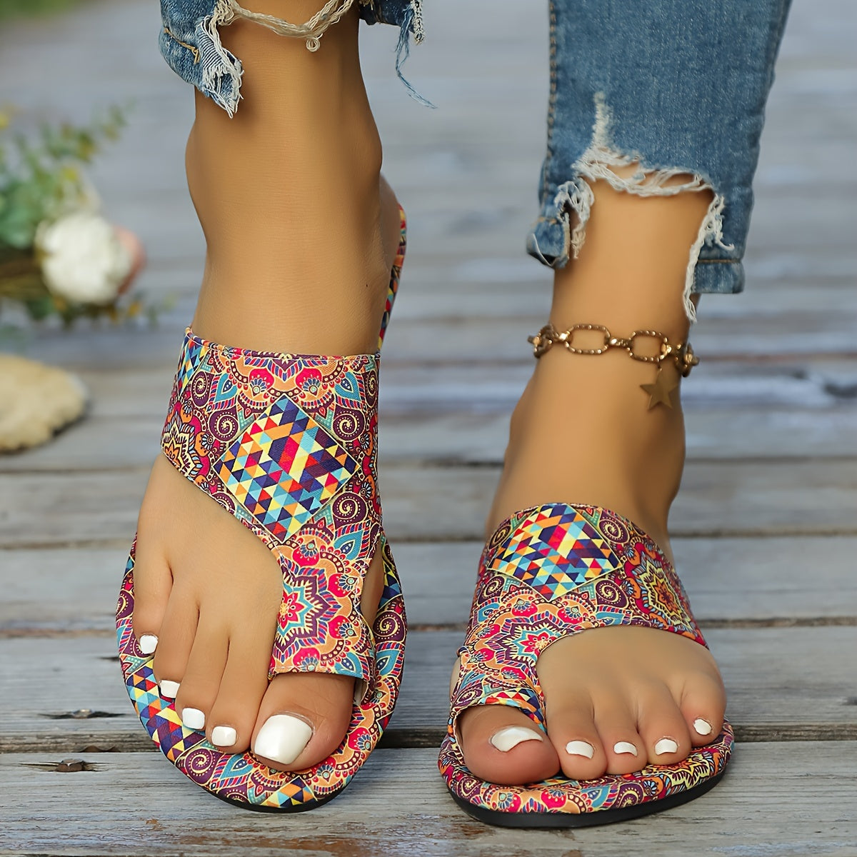 Vega | Sandalias con estampado floral vibrante