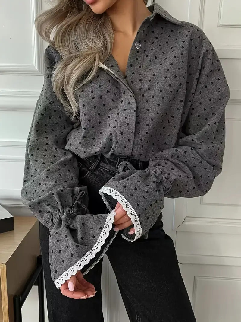 Addison - Elegante Camisa de Corazón Gris Oscuro para Mujer para un Estilo Otoñal a la Moda