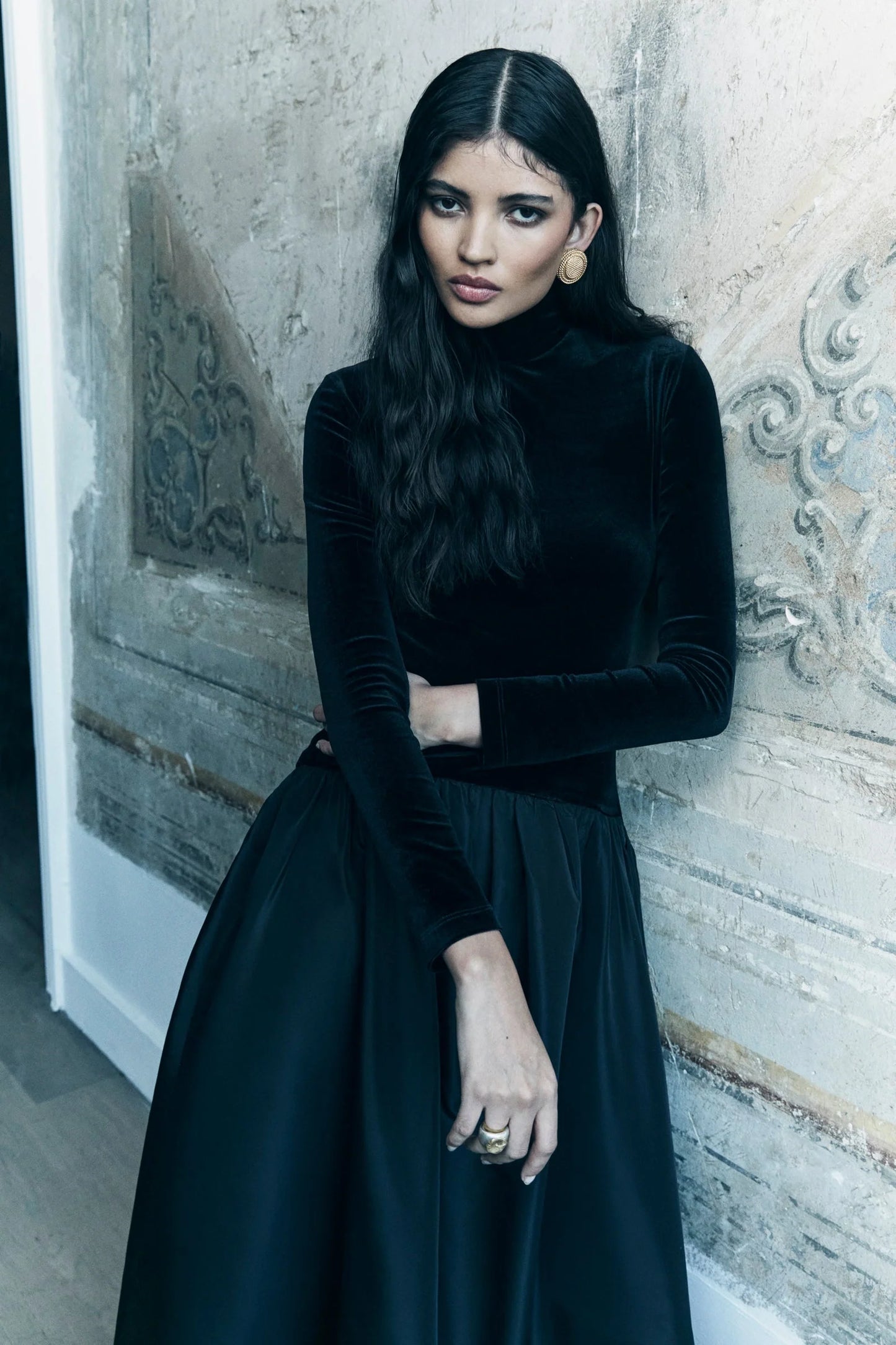 Laurent | Vestido Negro Manga Larga