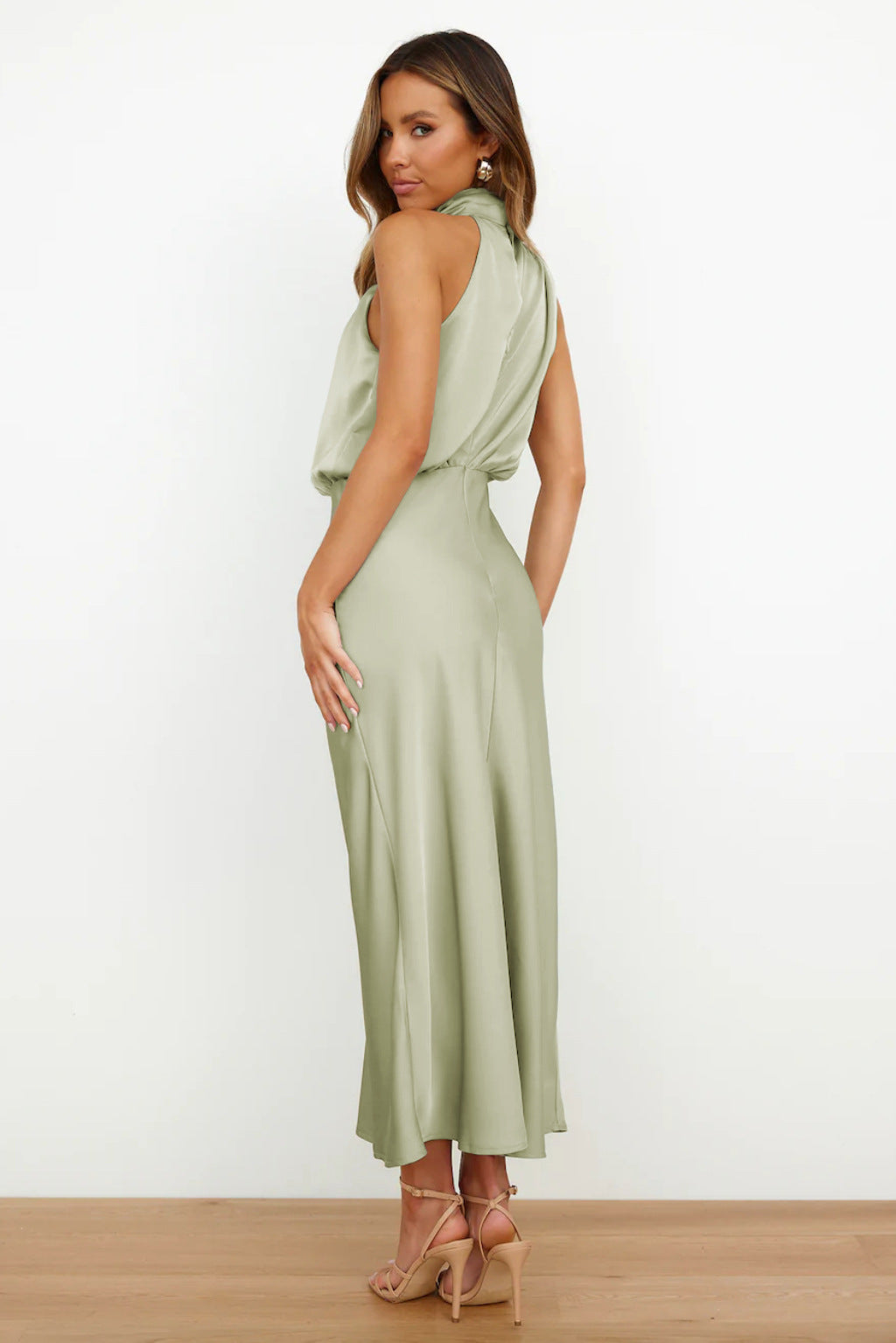 Vestido Leticia – Satén Largo y Sofisticado