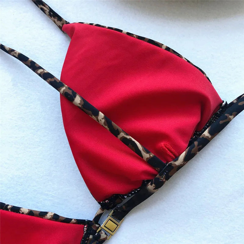 Alicia - Bikini triángulo con estampado de leopardo
