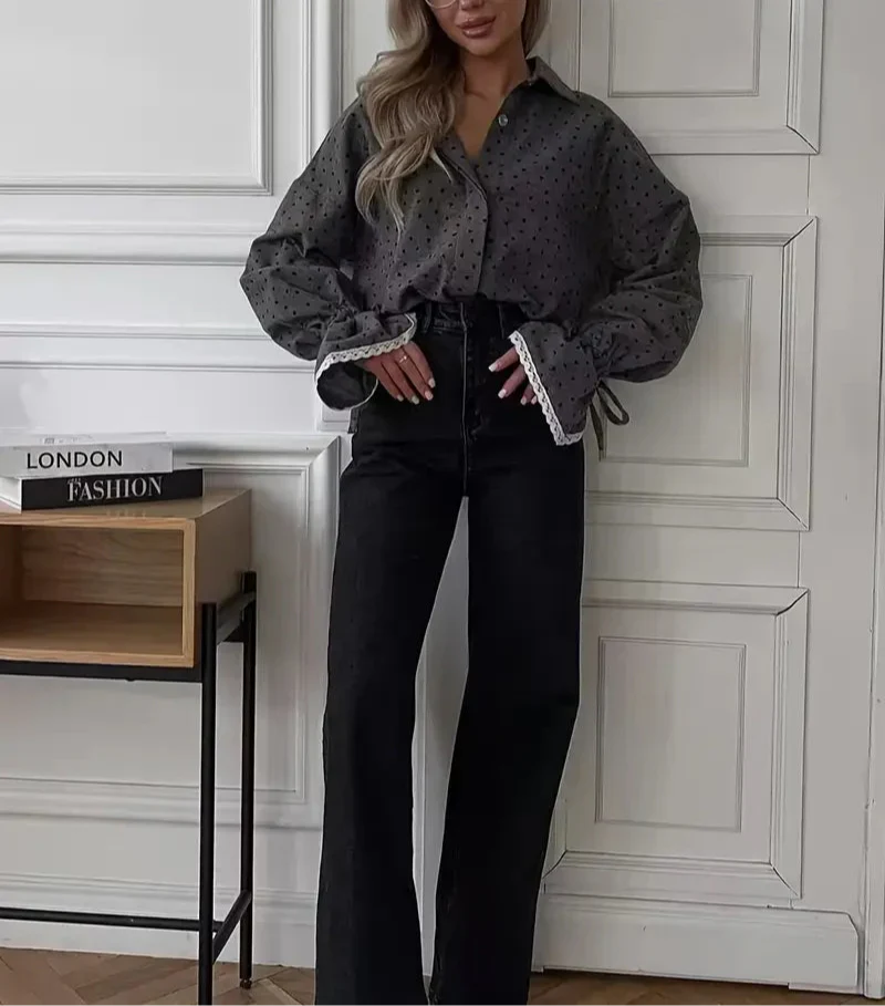Addison - Elegante Camisa de Corazón Gris Oscuro para Mujer para un Estilo Otoñal a la Moda