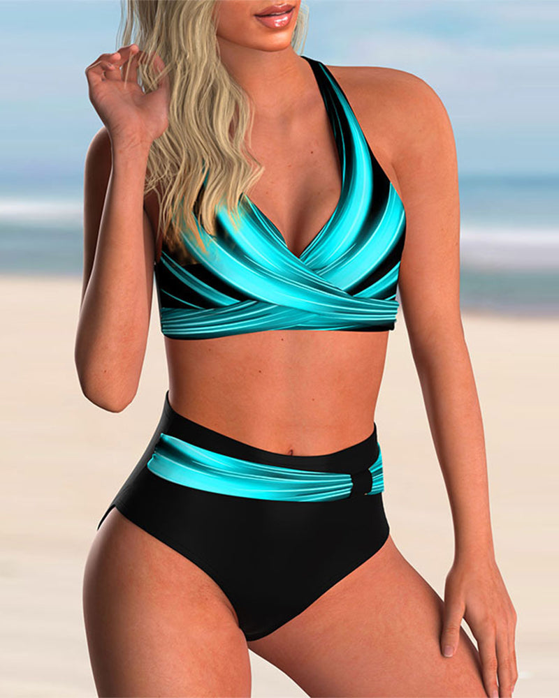 Victoria | Conjunto de bikini con detalle cruzado y estampado