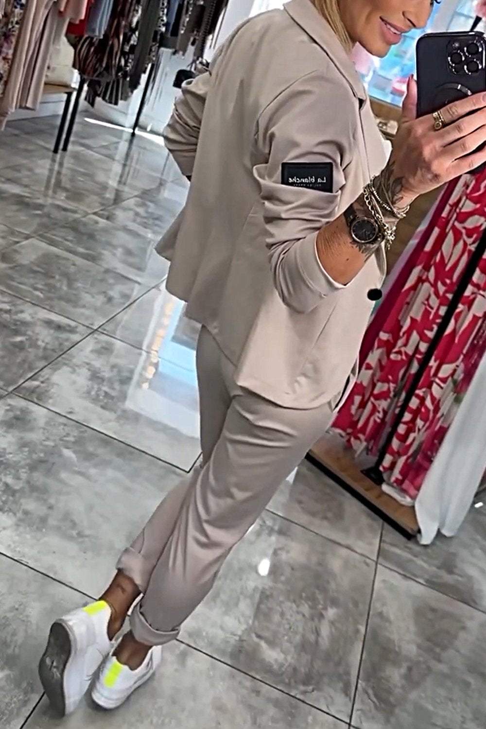 Conjunto Moxie™ – Top, Chaqueta y Pantalón Elástico