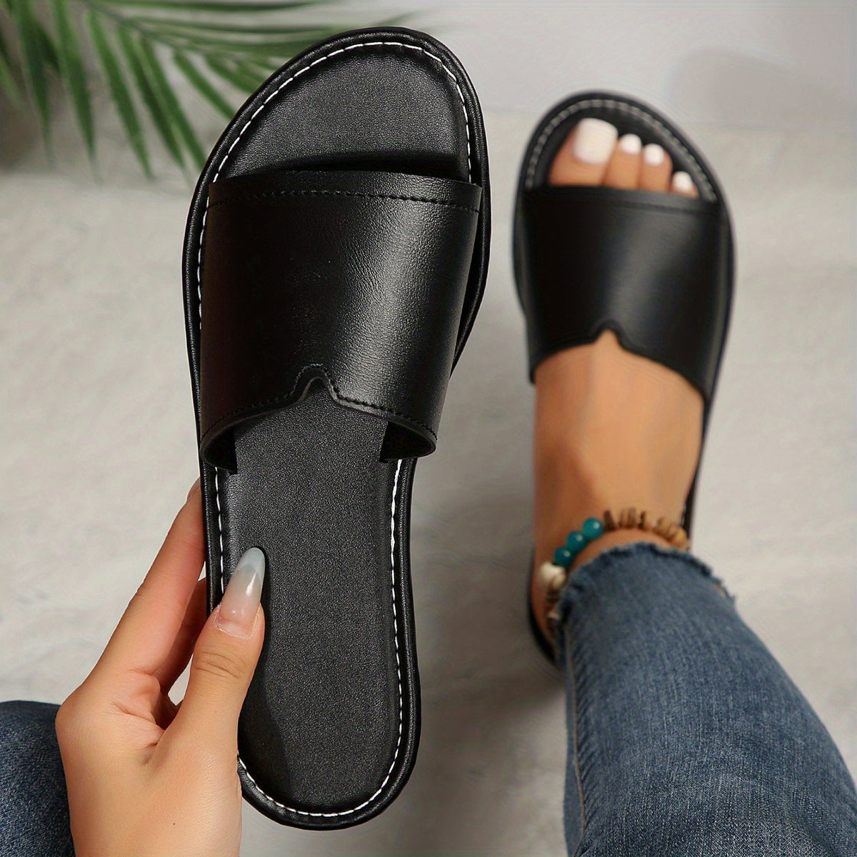 Berta | Sandalias planas de color liso