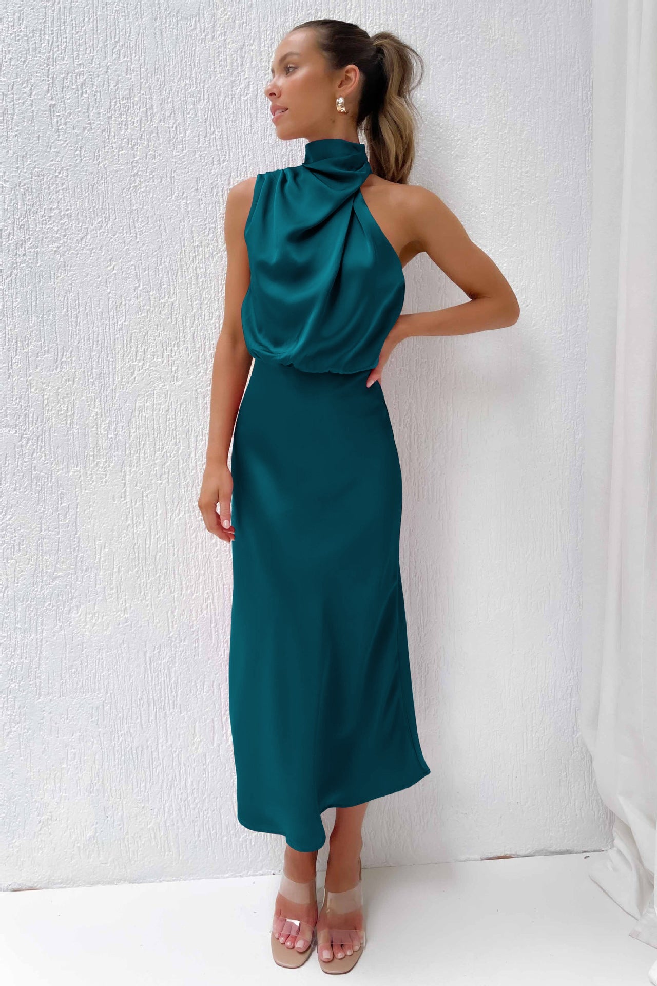 Vestido Leticia – Satén Largo y Sofisticado