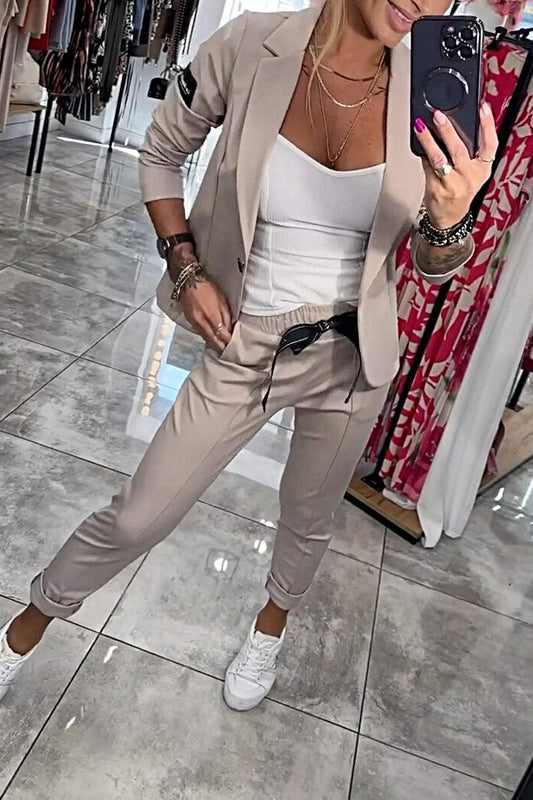 Conjunto Moxie™ – Top, Chaqueta y Pantalón Elástico
